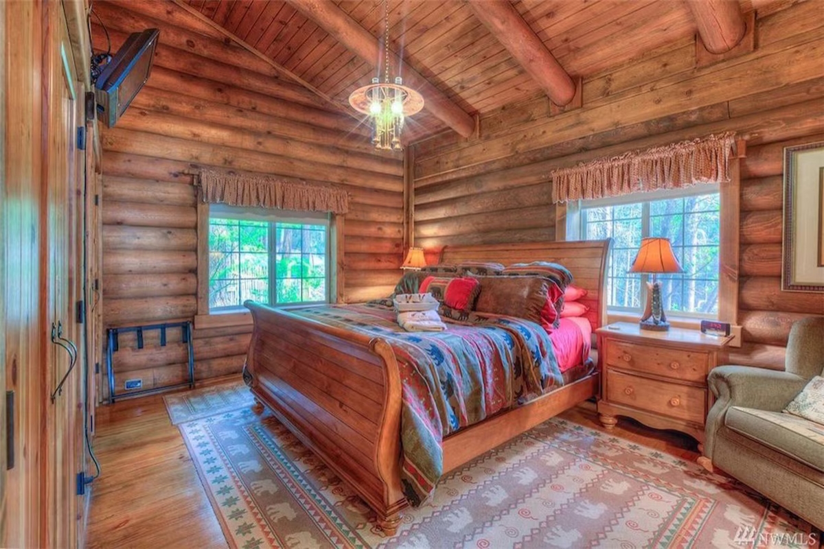Upper King Suite